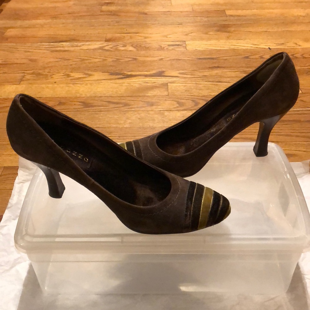 Apepazza Brown Pumps